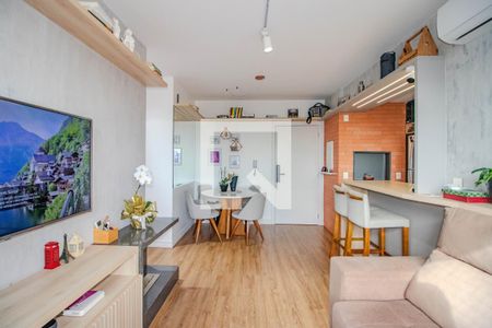 Sala de apartamento à venda com 2 quartos, 62m² em Navegantes, Porto Alegre