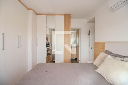 Suíte de apartamento à venda com 2 quartos, 62m² em Navegantes, Porto Alegre