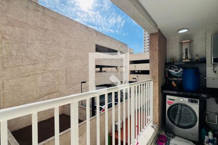 Varanda da Sala de apartamento à venda com 2 quartos, 42m² em Vila Itapegica, Guarulhos