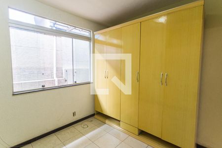 Quarto 2 de casa à venda com 3 quartos, 360m² em Santa Ines, Belo Horizonte