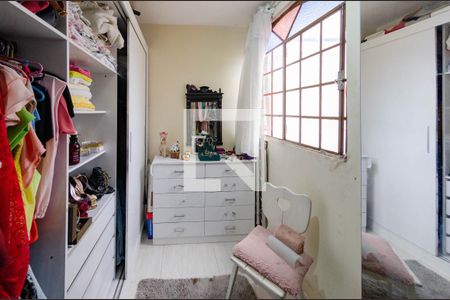 Quarto 2 de casa para alugar com 5 quartos, 400m² em Coração Eucarístico, Belo Horizonte