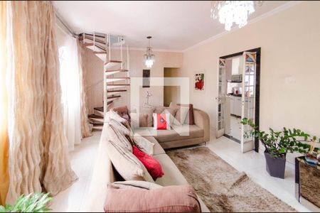 Sala de casa para alugar com 5 quartos, 400m² em Coração Eucarístico, Belo Horizonte