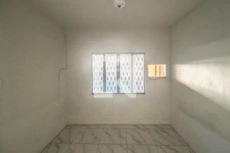 Quarto de casa para alugar com 1 quarto, 72m² em Jardim Iguaçu, Nova Iguaçu