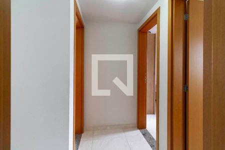 Corredor de apartamento à venda com 3 quartos, 140m² em Santa Terezinha, Belo Horizonte