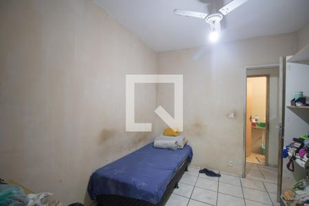 Quarto 1 de casa de condomínio para alugar com 2 quartos, 65m² em Galo Branco, São Gonçalo