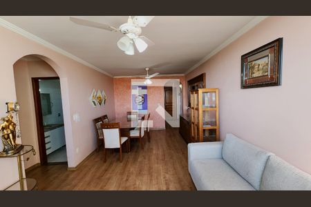 Sala de apartamento à venda com 3 quartos, 92m² em Vila Inhamupe, Jundiaí