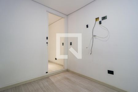 Quarto de casa para alugar com 1 quarto, 50m² em Jardim Freitas Junior, Taboão da Serra
