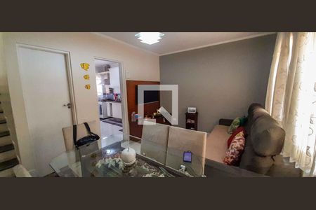 Sala de casa de condomínio à venda com 2 quartos, 114m² em Quitaúna, Osasco