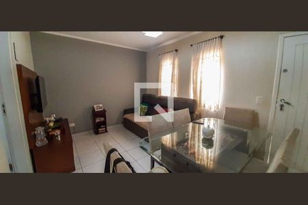 Sala de casa de condomínio à venda com 2 quartos, 114m² em Quitaúna, Osasco