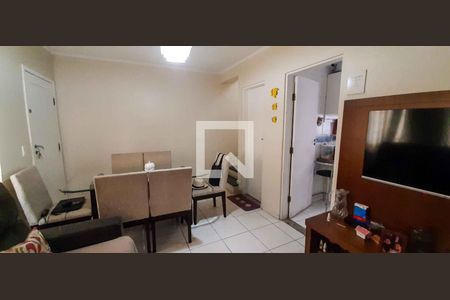 Sala de casa de condomínio à venda com 2 quartos, 114m² em Quitaúna, Osasco