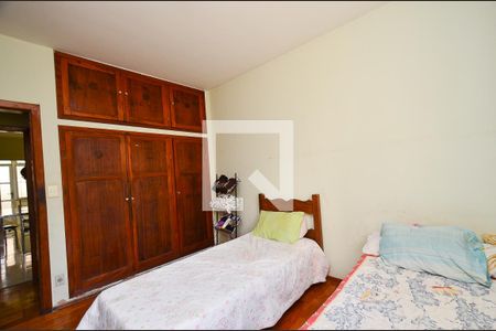 Quarto 1 de casa à venda com 4 quartos, 255m² em São Lucas, Belo Horizonte