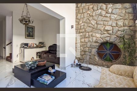 Sala de casa à venda com 5 quartos, 500m² em São Lucas, Belo Horizonte