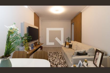 Sala de apartamento à venda com 2 quartos, 68m² em Vila Londrina, São Paulo