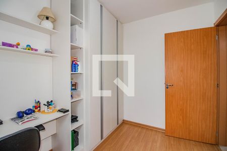 Quarto de apartamento à venda com 2 quartos, 53m² em São Sebastião, Porto Alegre