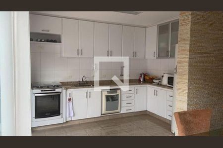 Casa à venda com 3 quartos, 180m² em Butantã, São Paulo