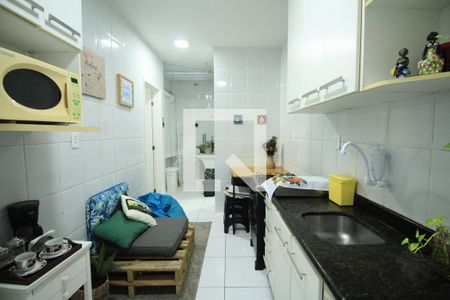 Cozinha e Área de Serviço de kitnet/studio para alugar com 1 quarto, 20m² em Federação, Salvador