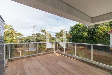 Varanda da sala de apartamento à venda com 3 quartos, 190m² em Vila Assunção, Porto Alegre