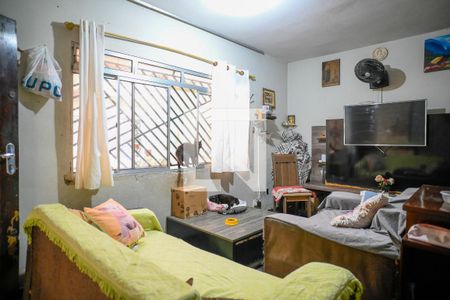 Sala de casa à venda com 3 quartos, 155m² em Jardim Patente, São Paulo