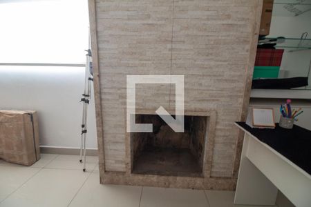 Sala - Lareira de casa para alugar com 5 quartos, 253m² em Jardim das Acácias, São Paulo