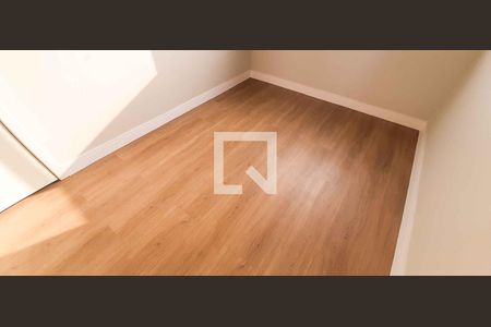 Quarto 1 de apartamento para alugar com 2 quartos, 41m² em Metalúrgicos, Osasco