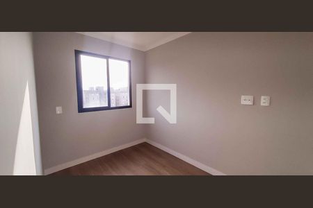 Quarto 1 de apartamento para alugar com 2 quartos, 41m² em Metalúrgicos, Osasco