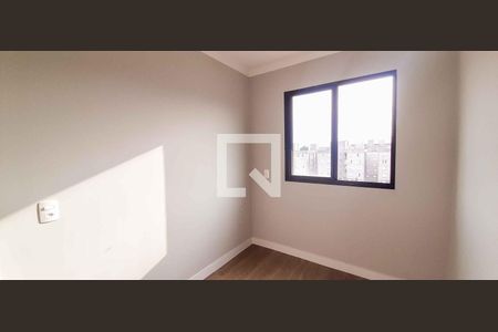 Quarto 1 de apartamento para alugar com 2 quartos, 41m² em Metalúrgicos, Osasco