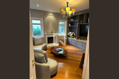 Casa à venda com 4 quartos, 325m² em Jardim Los Angeles, São Paulo