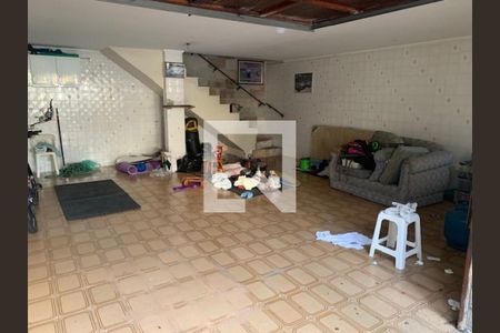 Casa à venda com 3 quartos, 200m² em Vila Santo Estevão, São Paulo