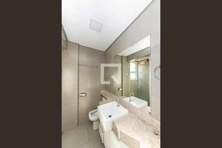 Banheiro da Suíte de apartamento à venda com 3 quartos, 140m² em Alto Caiçaras, Belo Horizonte