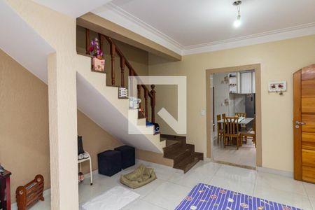 Sala de casa à venda com 3 quartos, 200m² em Vila Monte Santo, São Paulo