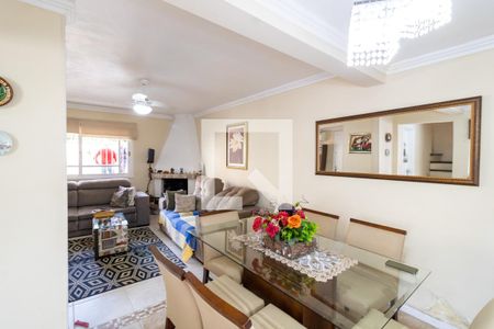 Sala de casa de condomínio à venda com 3 quartos, 175m² em Espírito Santo, Porto Alegre