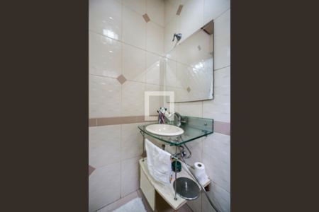 Lavabo de casa à venda com 3 quartos, 183m² em Chácara Seis de Outubro, São Paulo