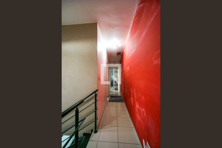 Corredor dos quartos de casa à venda com 3 quartos, 183m² em Chácara Seis de Outubro, São Paulo