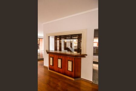 Detalhe Sala de casa de condomínio para alugar com 4 quartos, 470m² em Alphaville, Santana de Parnaíba