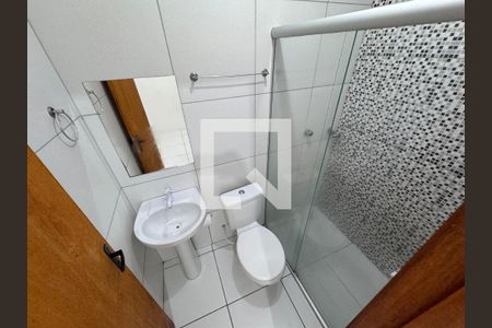 Banheiro de kitnet/studio para alugar com 1 quarto, 34m² em Pinheiro, São Leopoldo