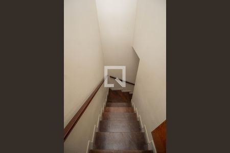 Escada de casa à venda com 2 quartos, 180m² em Nossa Senhora do O, São Paulo