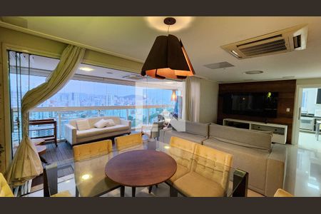 Sala de apartamento para alugar com 4 quartos, 201m² em Embaré, Santos