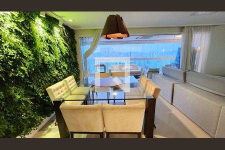 Sala de Jantar de apartamento para alugar com 4 quartos, 201m² em Embaré, Santos