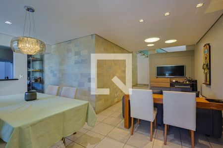 Sala de casa à venda com 4 quartos, 292m² em Cidade Nova, Belo Horizonte