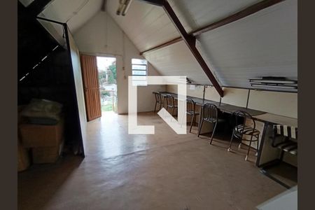 Casa para alugar com 2 quartos, 104m² em Floramar, Belo Horizonte