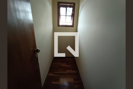 Casa para alugar com 2 quartos, 104m² em Floramar, Belo Horizonte