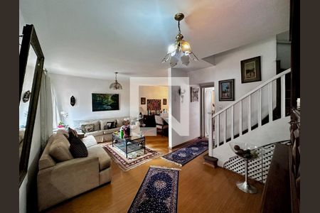 Sala de casa à venda com 3 quartos, 132m² em Brooklin Novo, São Paulo