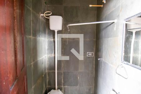 Banheiro de casa à venda com 1 quarto, 40m² em Fonseca, Niterói