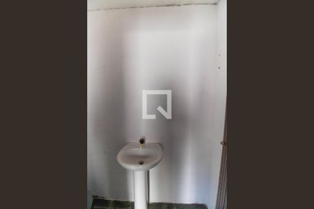 Banheiro de casa à venda com 1 quarto, 33m² em Fonseca, Niterói