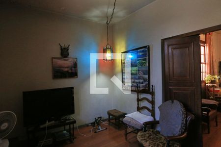 Sala 2 de casa para alugar com 3 quartos, 300m² em Floresta, Belo Horizonte