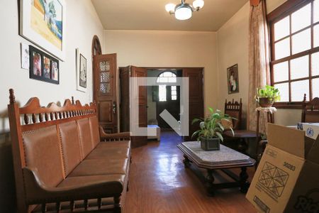 Sala de casa para alugar com 3 quartos, 300m² em Floresta, Belo Horizonte