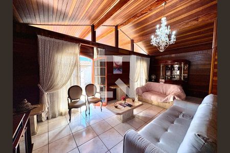 Sala de casa à venda com 3 quartos, 750m² em Parque Sao Luiz, Jundiaí