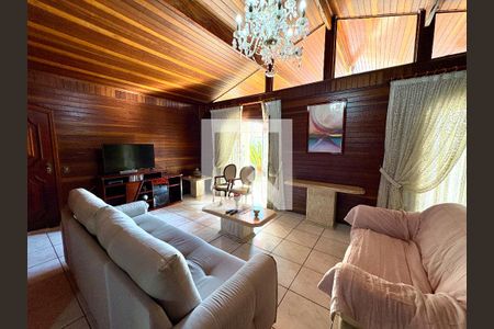 Sala de casa à venda com 3 quartos, 750m² em Parque Sao Luiz, Jundiaí