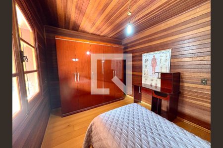 Quarto 1 de casa à venda com 3 quartos, 750m² em Parque Sao Luiz, Jundiaí