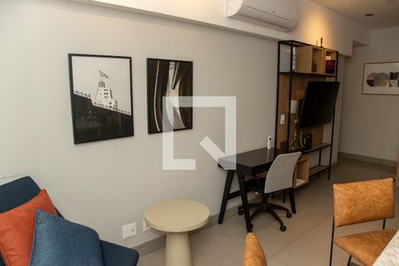Sala de apartamento à venda com 1 quarto, 48m² em Campo Belo, São Paulo